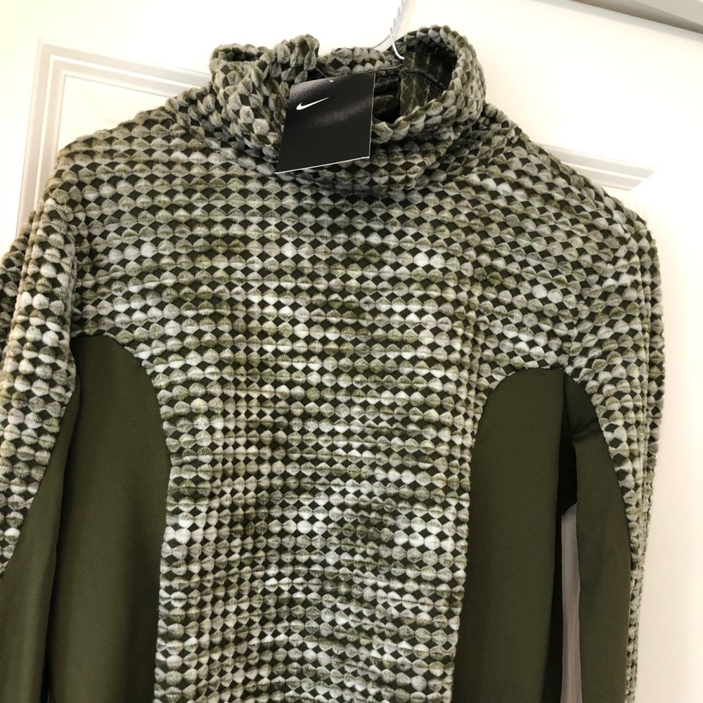 Nike thermal turtleneck